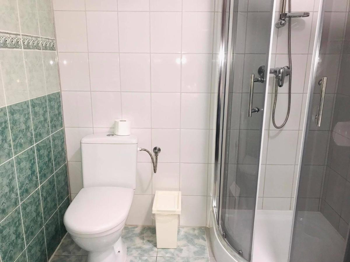 Aparthotel Astral Raszyn Esterno foto